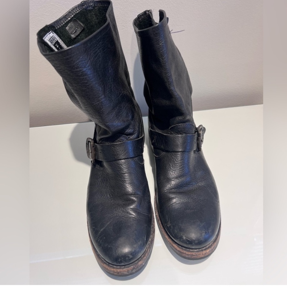 Black Frye boots in good condition